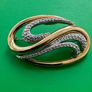 Elegant Gold and Silver André Courrege broach signed Sever?